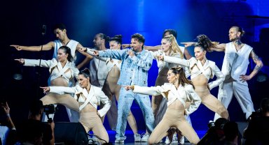 İstanbul Festivali'nde Kenan Doğulu coşkusu