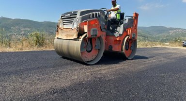 İzmit'te Parlar Sokağı yenilendi