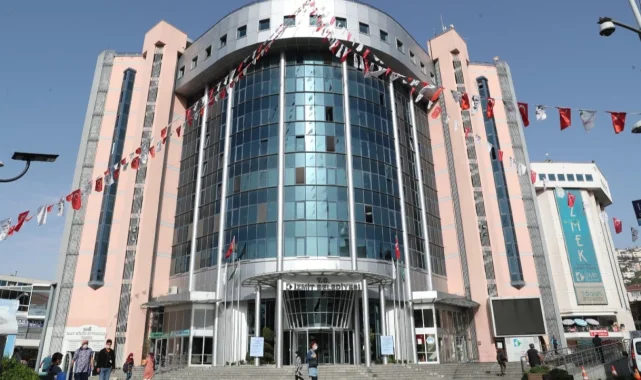 İzmit'te vatandaş odaklı çalışmaları takdir görüyor