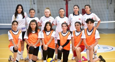 Kayseri'de, 2 bin 500 kişi ile 2'nci Yaz Dönemi Spor Şenliği düzenledi