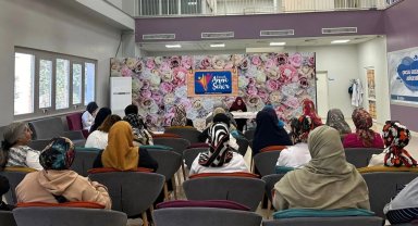 Kocaeli'de 'Anne Şehir'de deprem şehitleri dualarla anıldı