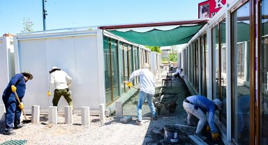 Malatya Millet Bahçesi'ndeki Konteyner Çarşı'ya Büyükşehir desteği