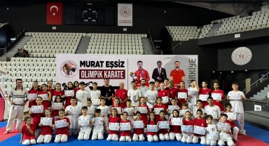 Manisa BBSK, olimpik karate yaz kampına katıldı
