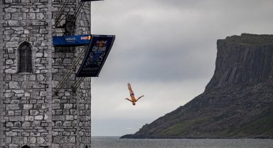 Red Bull Cliff Diving Dünya Serisi Norveç'te devam ediyor
