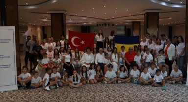 Savaş mağduru çocuklar Büyükçekmece'de buluştu