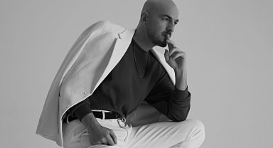 Soner Sarıkabadayı'nın yeni şarkısı müzikseverlerle buluşuyor