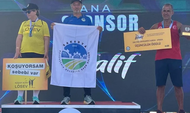 Turan ve Ateş atletizmde Sakarya'ya gururu yaşattı