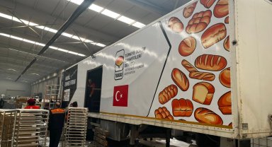 Türkiye Döküm Sanayicileri'nden Kızılay'a mobil ekmek fırını bağışı