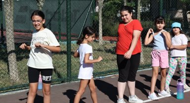 Yaz Spor Okulları'na 7 bin 500 öğrenci katıldı