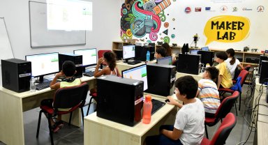 Yeni dönemin ilk mezunları