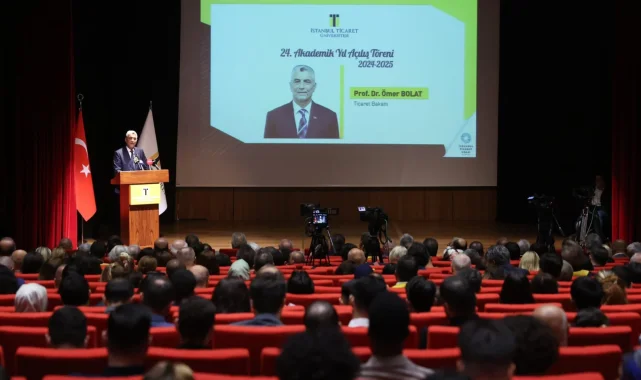 Bakan Bolat'tan öğrencilere çağrı: Olumlu, yapıcı, çözümcü anlayışla okuyun