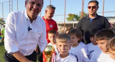 Balıkesir Ayvalık'ta 'dostluk' kazandı