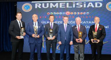 'Başarılı Rumelililer' ödülleri Bursa'dan sahiplerini buldu