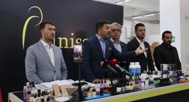 Başkan Arı: "Buklet fabrikamız belediyemize ciddi ekonomik katkı ve şehre istihdam sağlayacak"