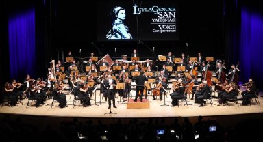 Başkan Ovalıoğlu, 10. Leyla Gencer Şan Yarışması finaline katıldı