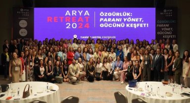 Başkan Ünlüce; "Kadınlarımız korkmadan iş hayatına girmeli"