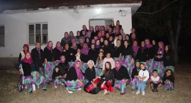 Bilecik'te köylü kadınlardan sıradışı eğlence şalvar gecesi düzenlediler