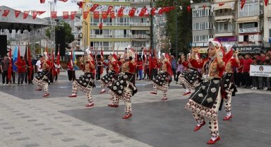 Bursa Gemlik'te kurtuluş coşkusu sürüyor