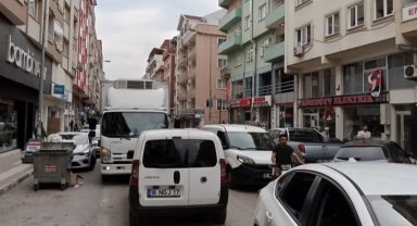 Bursa Hamitler'deki bu caddede her hafta kaza oluyor