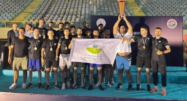 Bursa Osmangazi Belediyespor, Turkcell Süper Lig'de üçüncü oldu