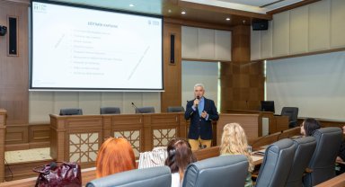 Bursa'da belediye personeline 'Etkili iletişim, problem çözme ve liderlik eğitimi'