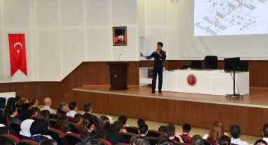 Cihangir Atasever meraklı bilimcilerle buluştu