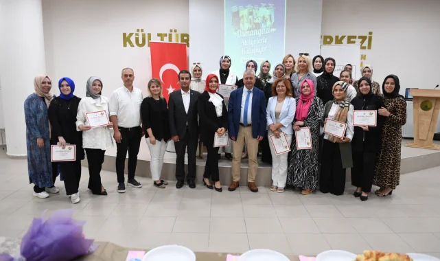 Diksiyon Atölyesi'ni tamamlayan kursiyerler sertifikalarını aldı
