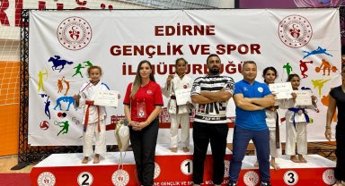 Edirne'de gururlandıran 'Sakarya' tablosu