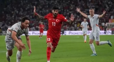 Ertem Şener'den Eren Elmalı'ya ağır eleştiri: Torpil olmasa oynayamaz