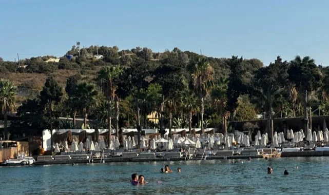 Eylül ayı geldi Çeşme beachleri boş kaldı!