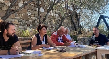 Felsefelogos Akademi'den Savaş ve Felsefe programı