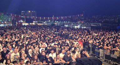 Gemlik Zeytini Festivali'ne coşkulu dolu final