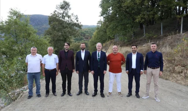 İnegöl Hilmiye ve Hacıkara'da parke taş kaplamaları tamamlandı
