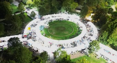 İnegöl'de 3 gün 3 gece alışveriş şenliği