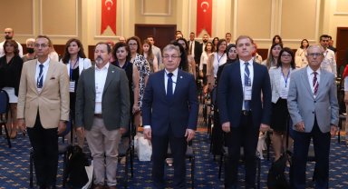 İzmir'de geriatri ile 11'inci buluşma