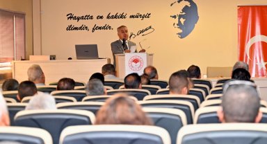 İzmir'de Tire ve Bayındırlı üreticilere yeni destekleme modeli anlatıldı