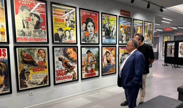 Kayseri'de Yeşilçam Nostaljik Film Afişleri Sergisi'ne yoğun ilgi