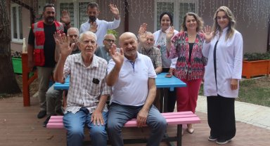Kocaeli'de Alzheimer Yaşam Evi umut oluyor