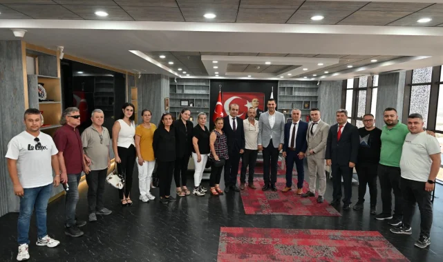 Manisa Gördesliler Derneğinden Başkan Ferdi Zeyrek'e hayırlı olsun ziyareti