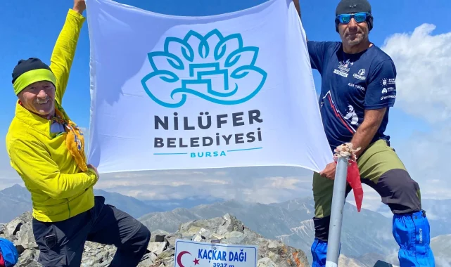 Nilüfer Belediyesi çalışanından "Zafer" tırmanışı