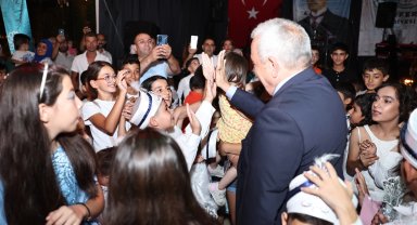 Nilüfer Belediyesi'nin Sünnet Şöleni 230 çocuğu buluşturdu