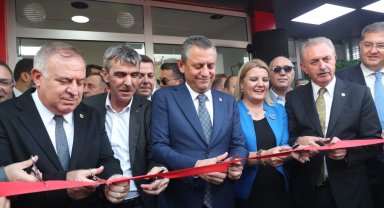 Paşa Kent Lokantasının resmi açılışını Özgür Özel yaptı 