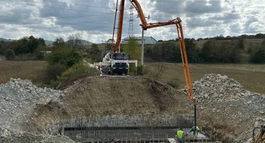 Tatarahmet köprüsünde temel betonu döküldü