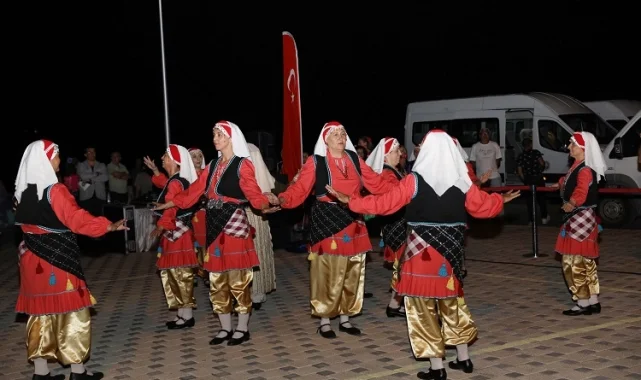 Tirilye 102'nci kurtuluş yılını kutladı