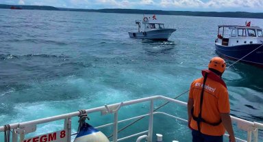 Türkeli Feneri açıklarında makine arızası yaptı