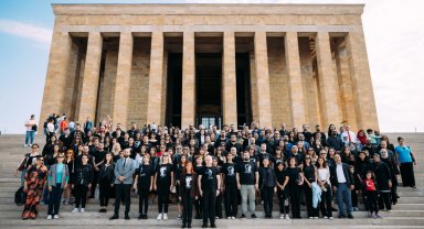 Uluslarararası Genetik Uzmanları Ata'nın huzurunda