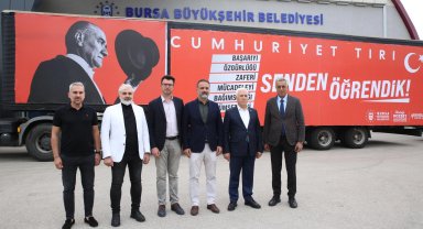 29 Ekim coşkusu Bursa'yı sarıyor