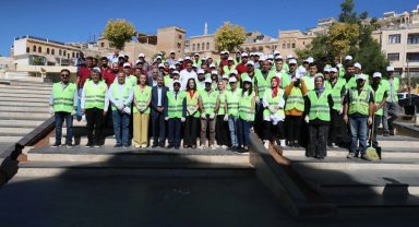 Artuklu'da geniş katılımla temizlik seferberliği