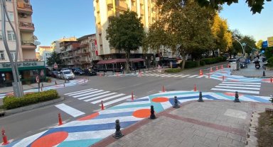 Atatürk Bulvarı'na güvenli okul yolu