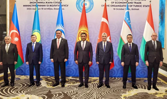 Bakan Bolat Kırgızistan'da